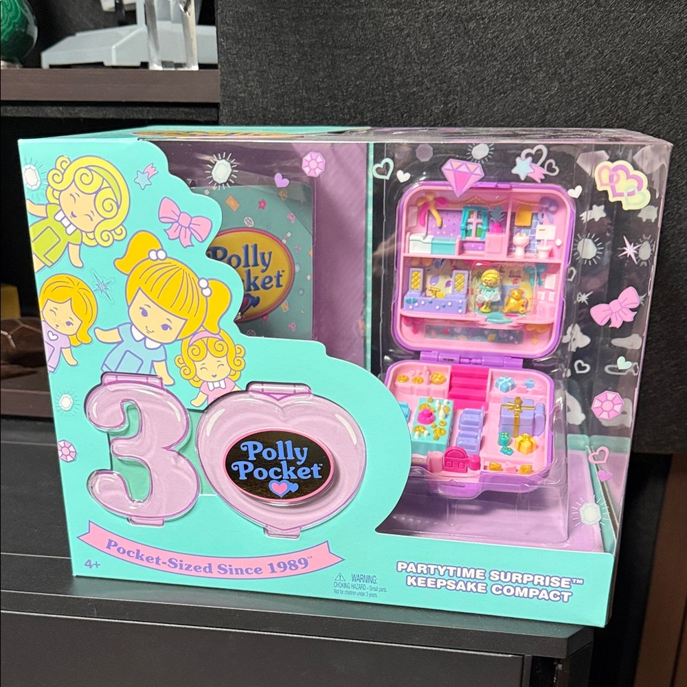 NEW 2018 Polly Pocket Partytime Surprise Keepsake Compact 2019 Release